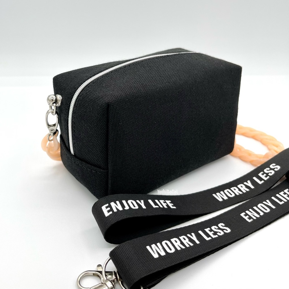 🆕 Dior Cosmetic Case to Crossbody Bag Purse, Black w/CD Logo, Beauty Line, New - Picture 8 of 13